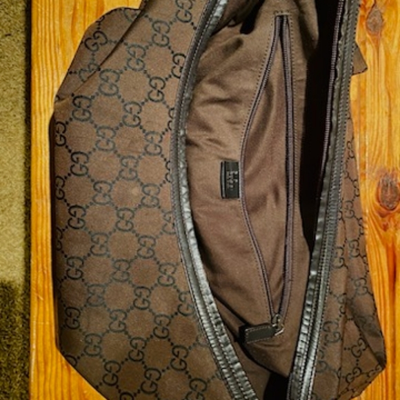 Authentic Gucci over night bag - Picture 5 of 6